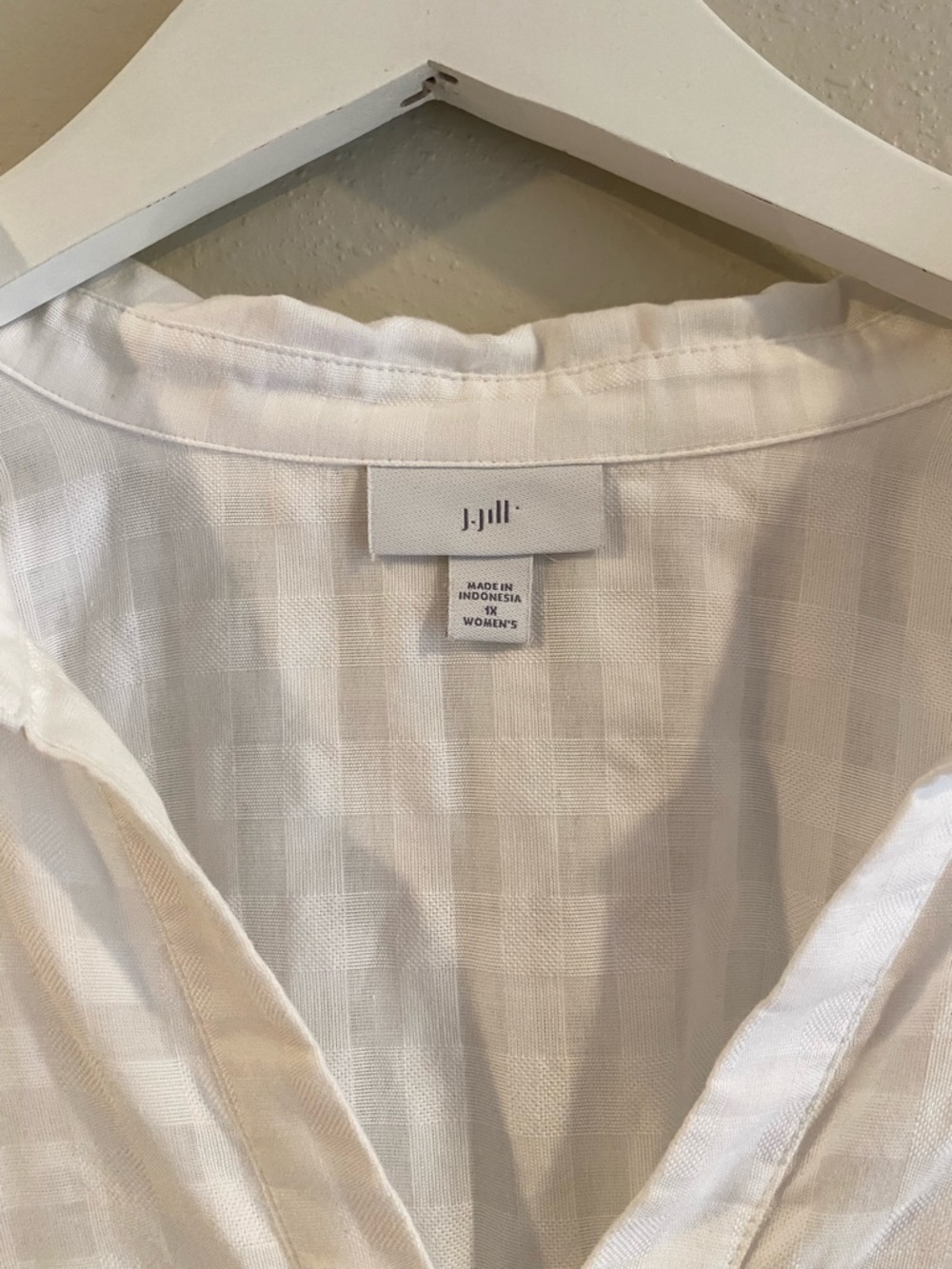 J. Jill White Tonal Check Side Button Tunic - 1X - Picture 3 of 10